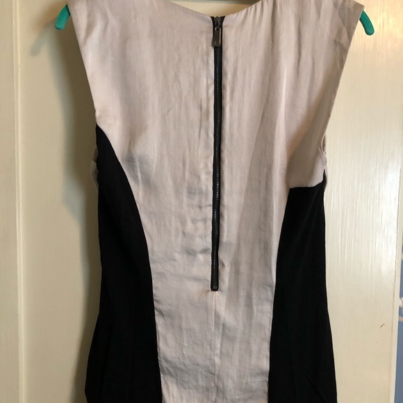 Vince Camuto tank - Picture 6 of 6